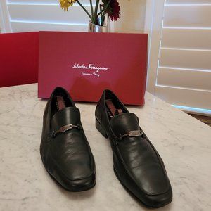 Vintage Soft Leather Men's Black Salvatore Ferragamo Loafers. Size 10.5